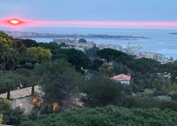 Grand Avec Vue Imprenable Et Panoramique Apartman Cannes